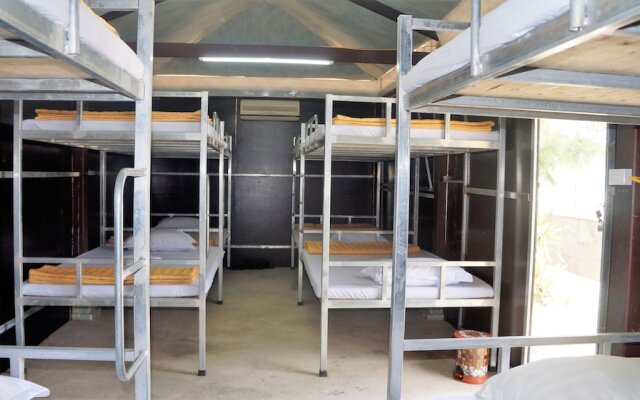 Tung Thu Beach Bungalow