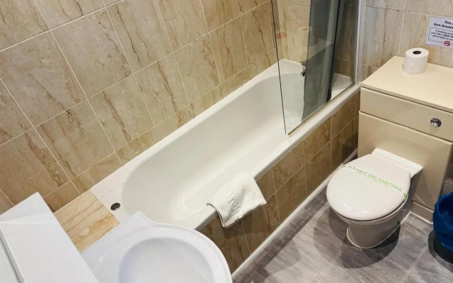 Acorn Lodge Gatwick