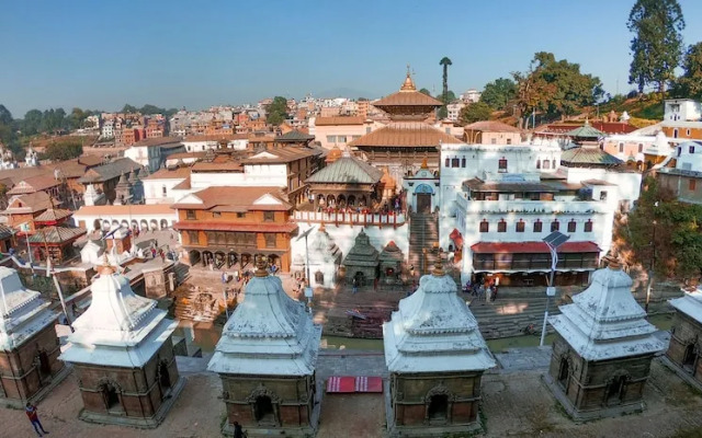 SPOT ON 465 Hotel Brunei Holiday Inn