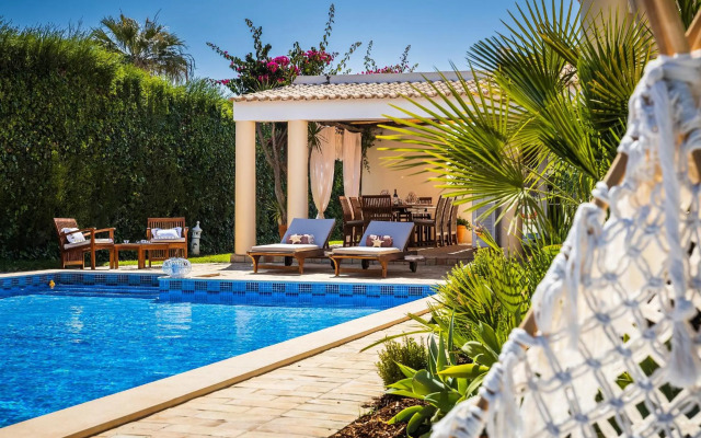 Villa Dome by OCvillas