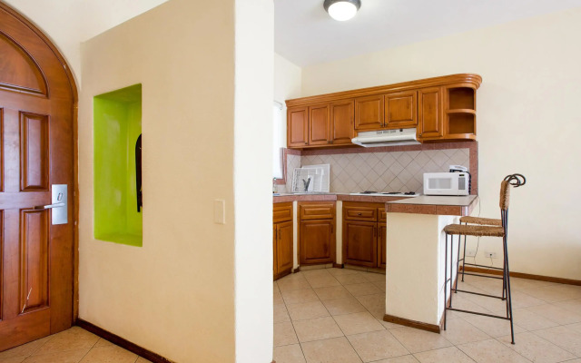 El Ameyal Hotel & Family Suites