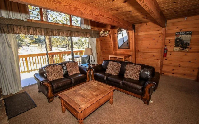 Cozy Pine Retreat #1499