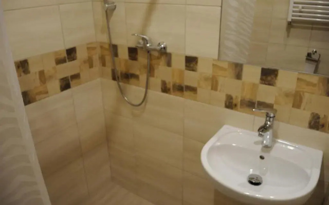 AQUILA Pokoje Gościnne