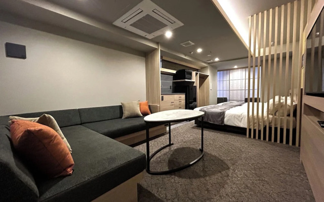 Premium Apart MONday KYOTO GOJO