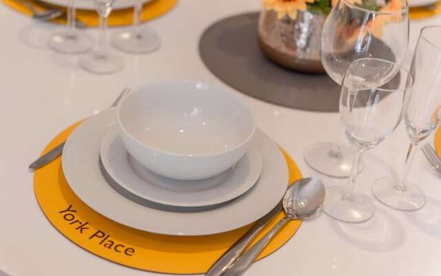 Destination Edinburgh Apartment York Place