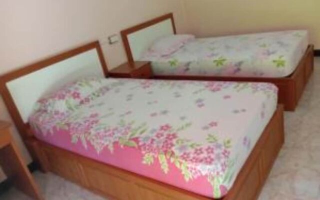 Oyo 575 Nong Kho Resort