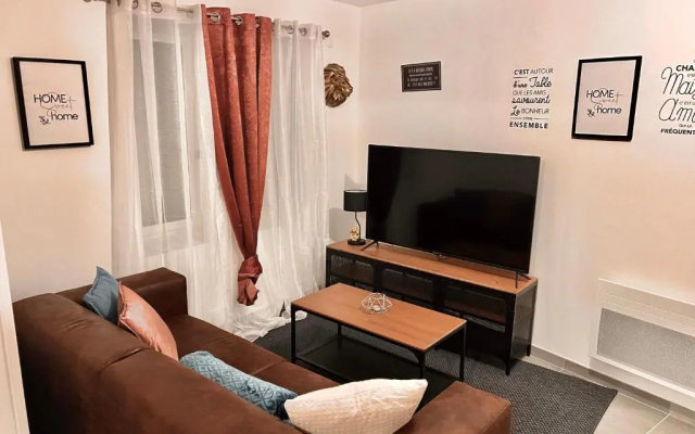 Maison 2 Chambres - TV - CLIM - BABY FOOT