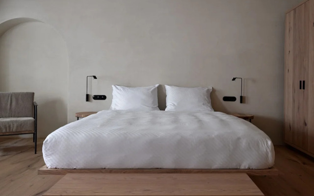 fink Restaurant & Suites