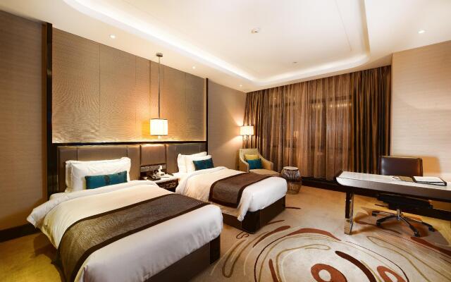 Pacific Regency Hotel Suites