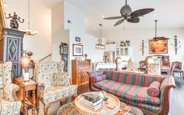 Family-friendly Holiday Townhome With Boat Dock!