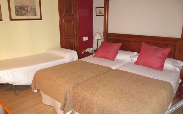 Hotel HUSA Sant Bernat