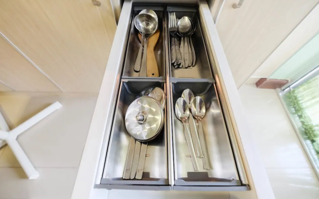 Cozy 2BR Bassura City Apartment