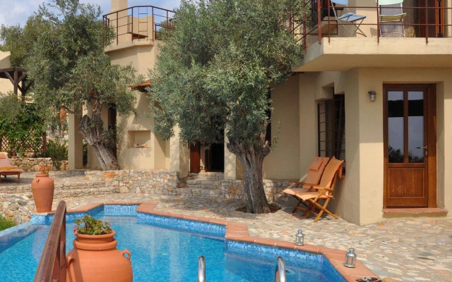 Poikilma Alonissos Villas