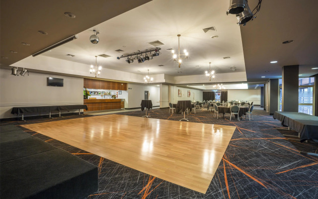 Nightcap at Coolaroo Hotel