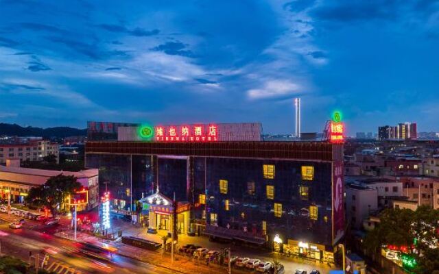 Vienna Hotel Guangzhou South Railway Station Hanxi Changlong Scenic Spot