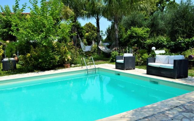 Villaggio Naif Mimosa