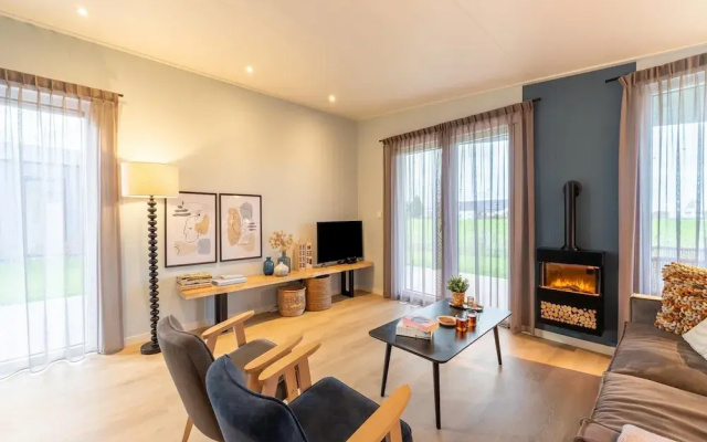 Holiday Home in 't Groene Hart on the Water
