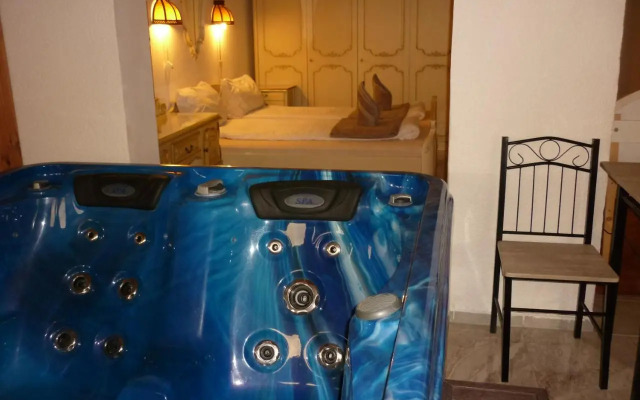 R1 Rolléder Apartman-ház