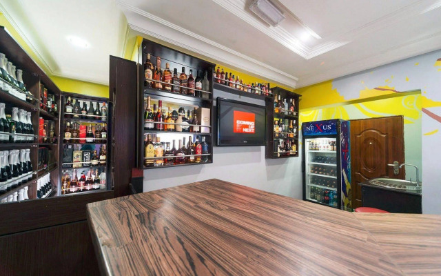 Britannia Hotel & Suites
