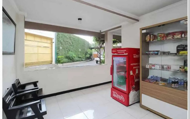 Hotel Lestari Near Lippo Plaza Mall Jember