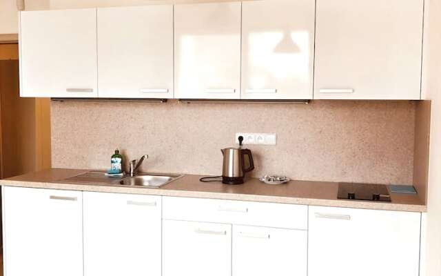 Luxury Riverside by REFA Group
