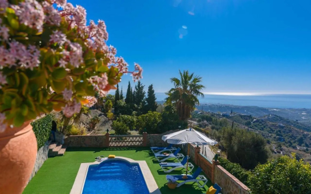 Villa María del Carmen Frigiliana by Ruralidays