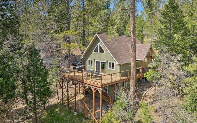 Luxury Retreat: Custom Mi-wuk Village Cabin!