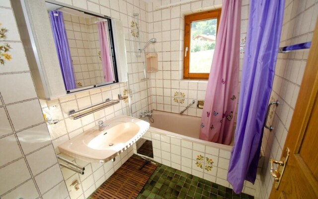 Budget Chalet Alpine - Apartment B