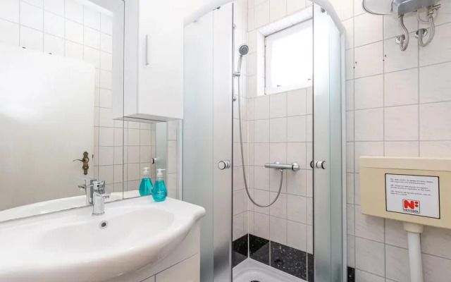 Nice Home in Crikvenica With Wifi and 1 Bedrooms