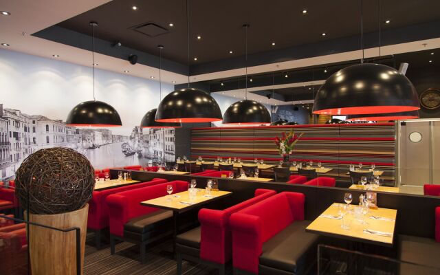 Holiday Inn Calgary South Conference Center by IHG