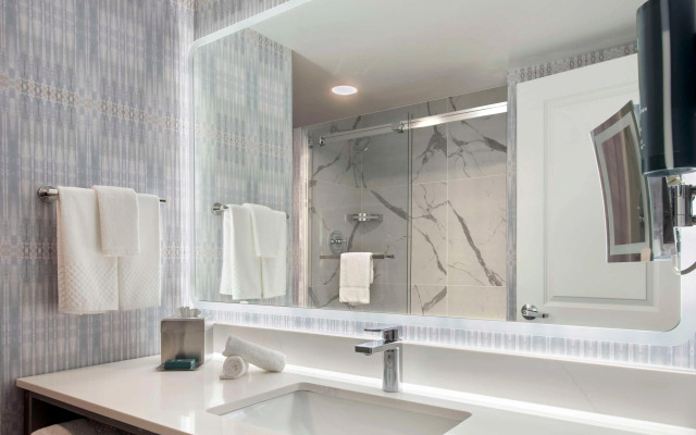 DoubleTree by Hilton Poughkeepsie Convention Center