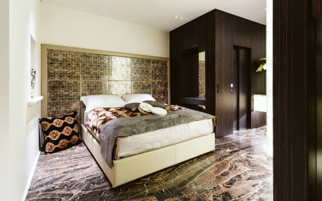 The Harbor Luxury Living