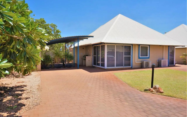 Osprey Holiday Village Unit 222 1 Bedroom