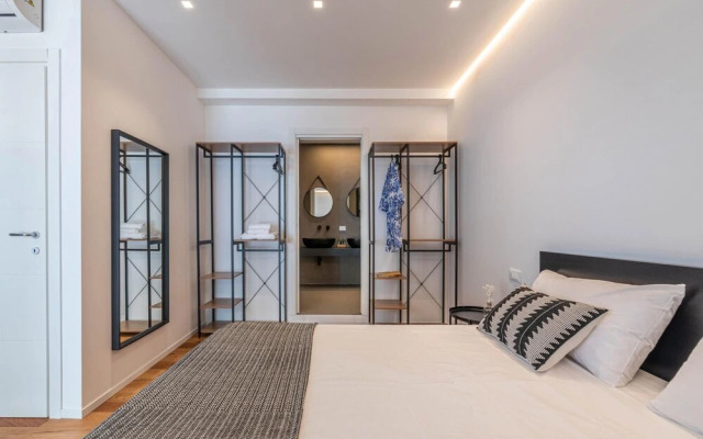Addisio Seafront Villa by Wonderful Italy