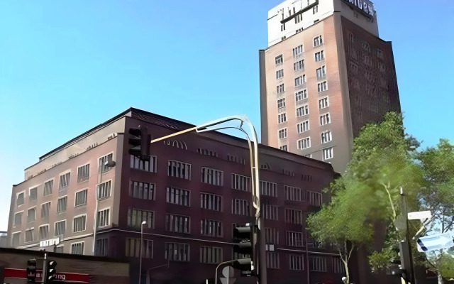 Premier Inn Koeln City Mediapark