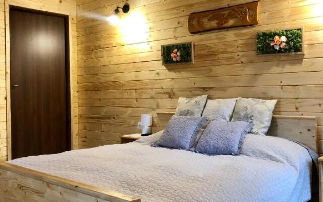 Complex Căsuțe Căsuța din Deal Moisei