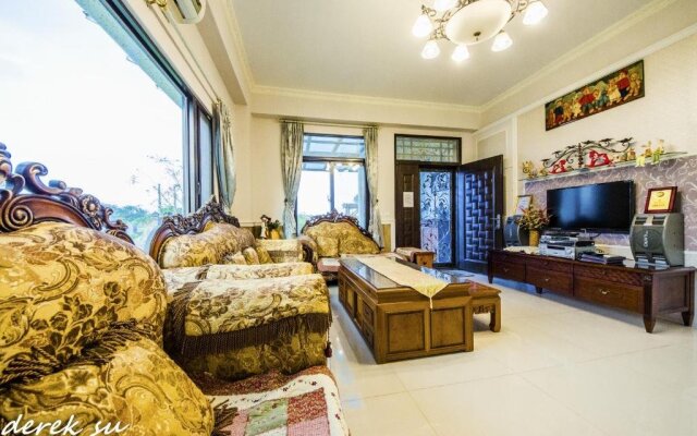 Mu Xia Beds and Breakfasts