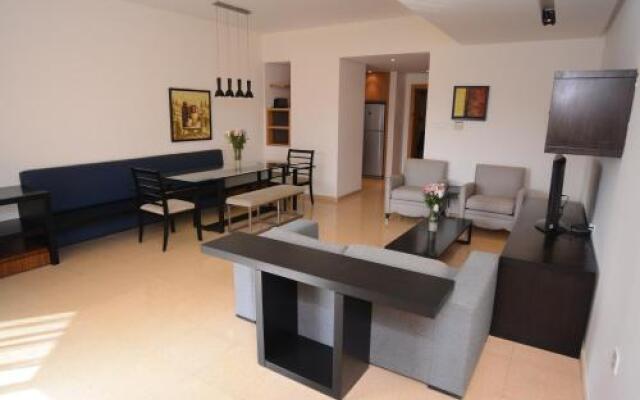 Burda 41 Hotel & Suites