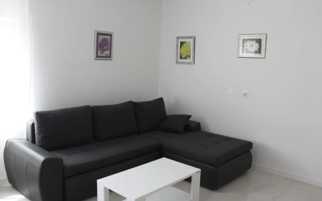 Mikulandra apartment