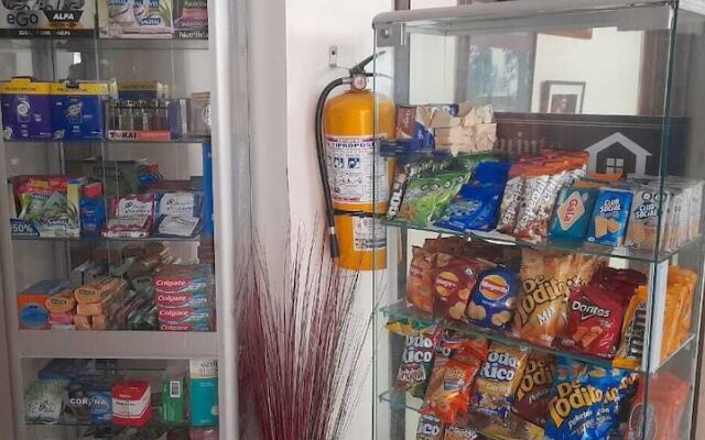 casa quinta hotel la candelaria sas