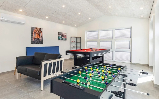 10 Person Holiday Home in Lokken