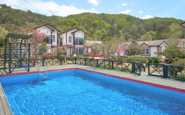 Samcheok Herb Pension