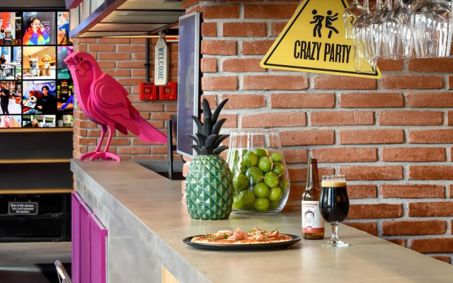 Moxy Lisbon City