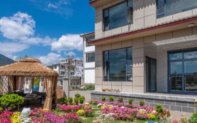 Ximing·Luxury Smart Holiday Courtyard (Lijiang Shuhe Ancient Town Store)