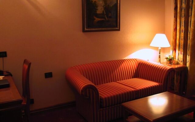 Hotel President