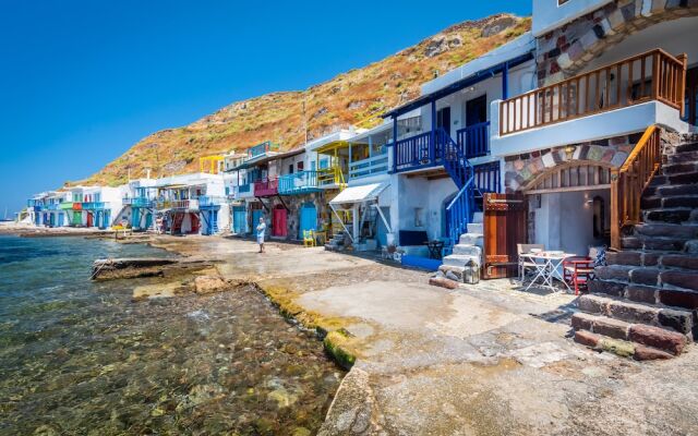 Neosikos AmazingBeach House Milos Island