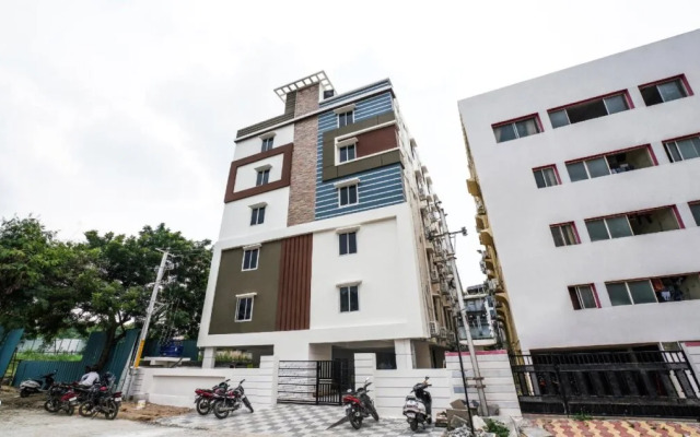 Siri Elite By OYO Rooms