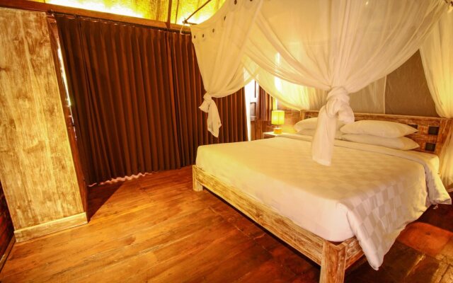 Maha Mustika Beach Inn