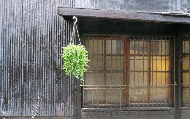 The Old House Chiayi B&B