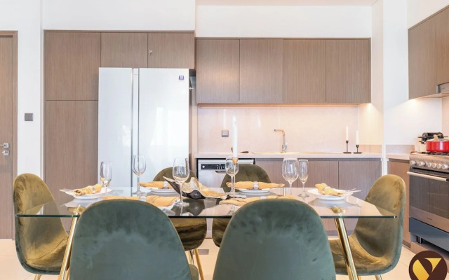 30th Floor Near Burj Khailfa Dubai Mal